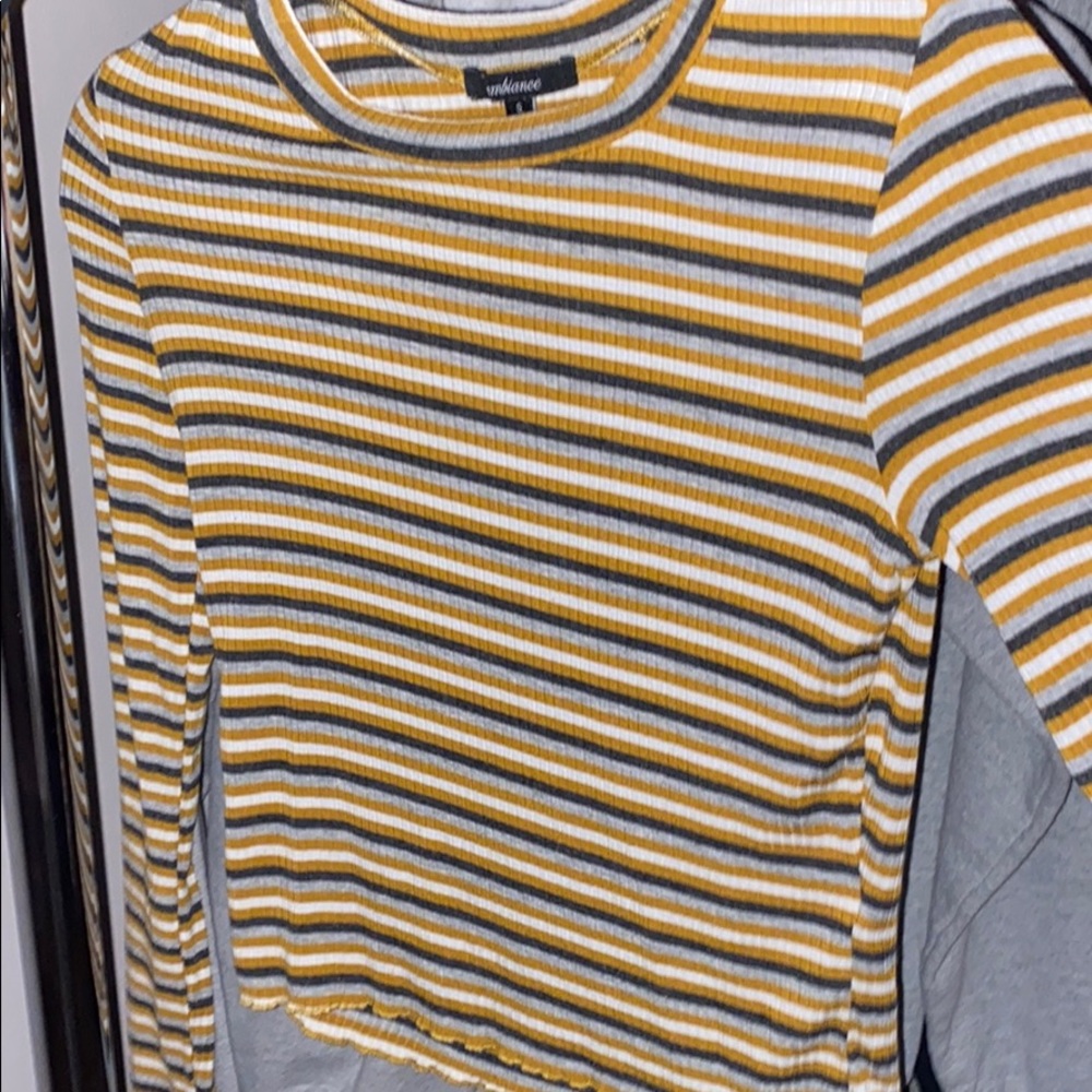 Ribbed long sleeve striped shirt